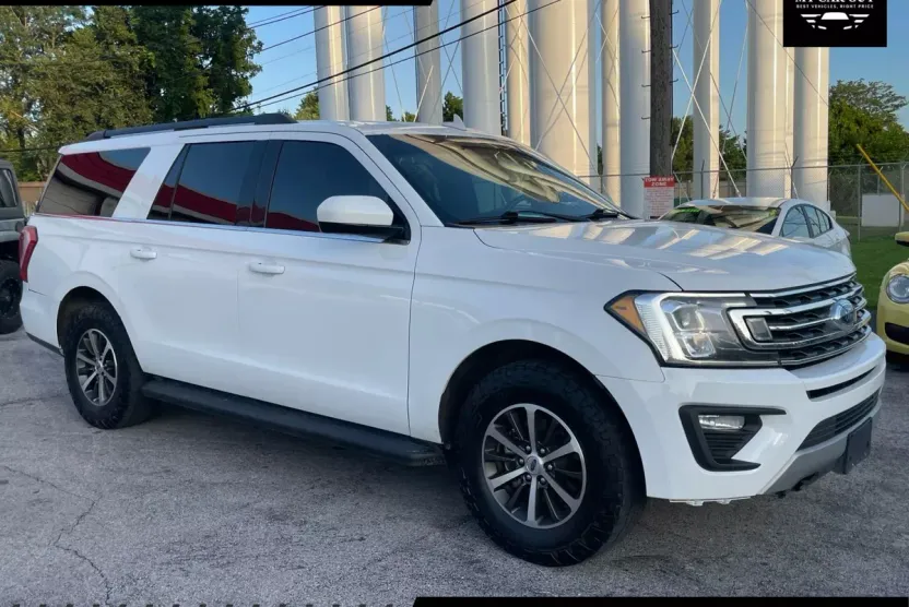 2021 Ford Expedition MAX XLT photo 1