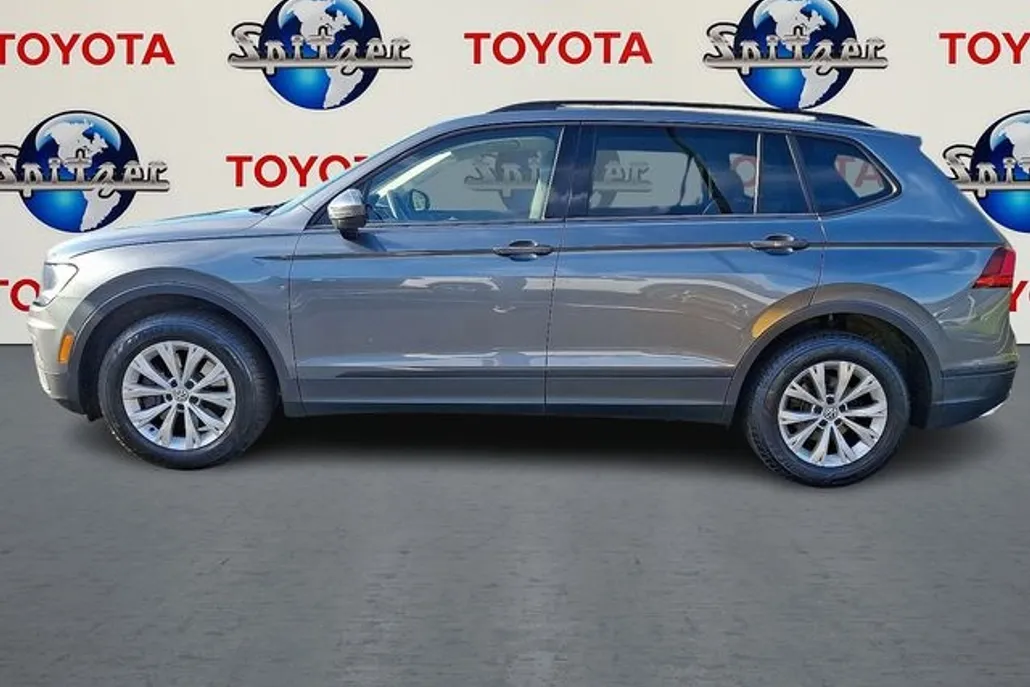 2018 Volkswagen Tiguan S photo 1
