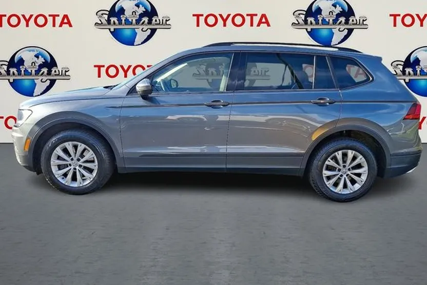 2018 Volkswagen Tiguan S photo 1