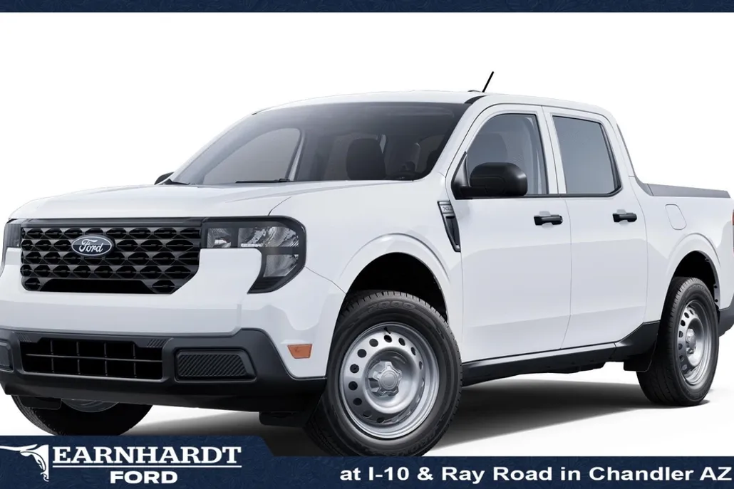2025 Ford Maverick XL photo 1