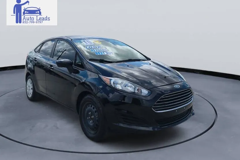 2019 Ford Fiesta S photo 1