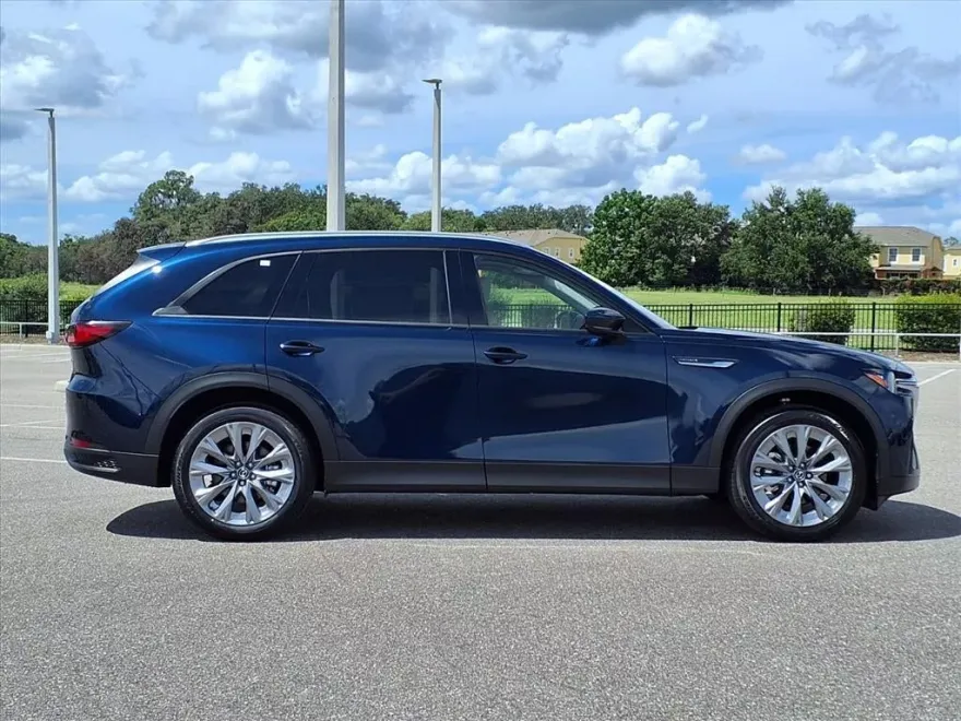 2026 Mazda CX-90 3.3 Turbo Preferred photo 1