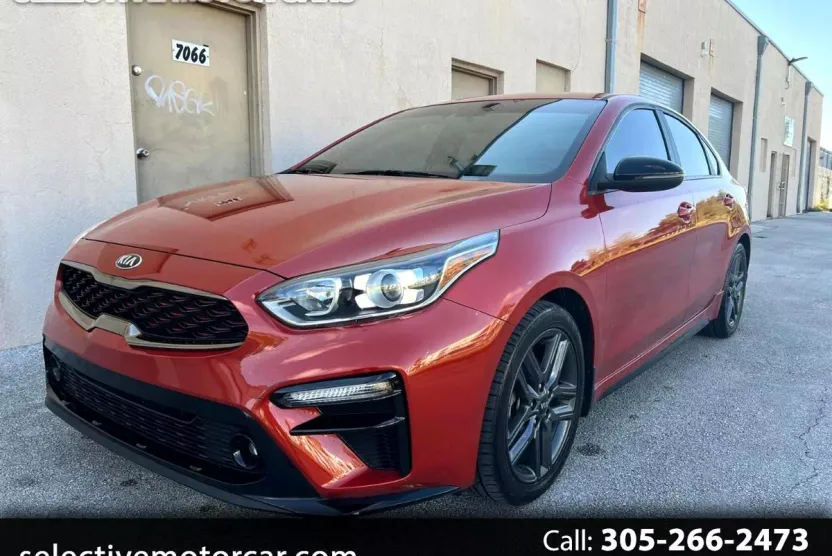 2021 Kia Forte GT-Line photo 1