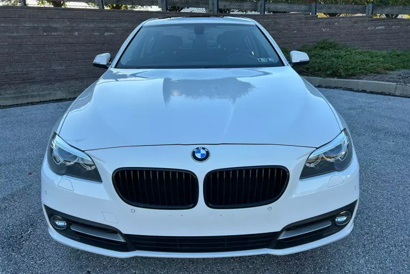 2016 Bmw 528i xDrive photo 1