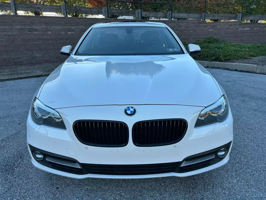 2016 Bmw 528i xDrive photo 1