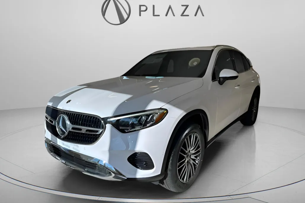 2025 Mercedes Benz GLC 300 4MATIC photo 1