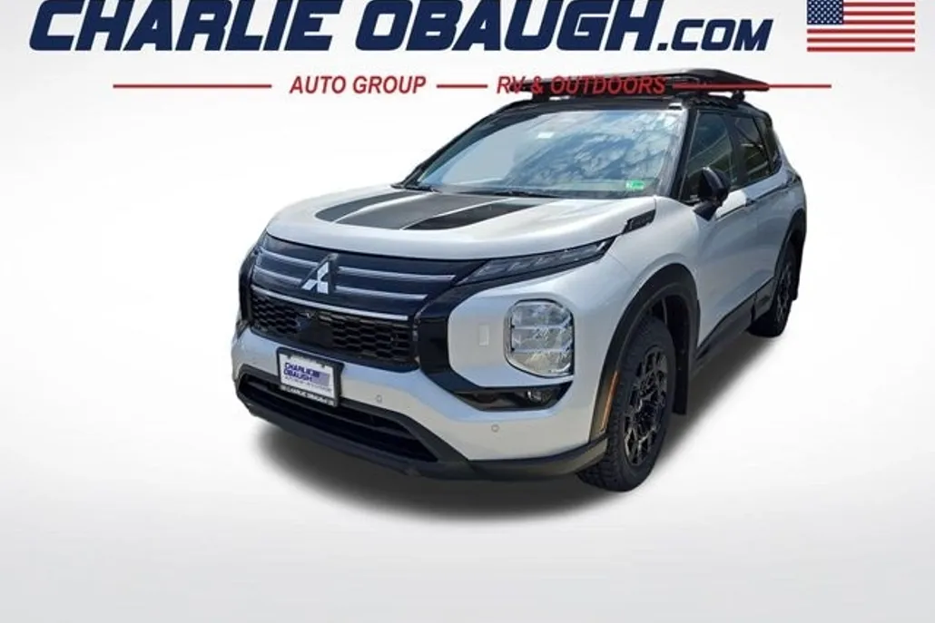 2025 Mitsubishi Outlander S-AWC photo 1