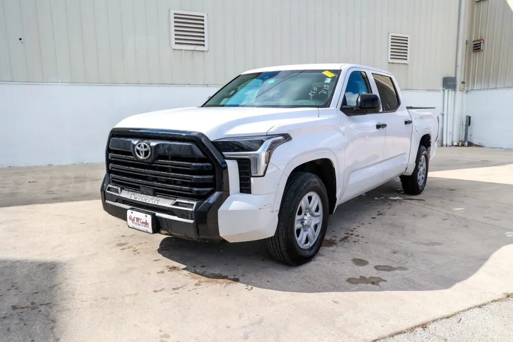 2024 Toyota Tundra SR photo 1