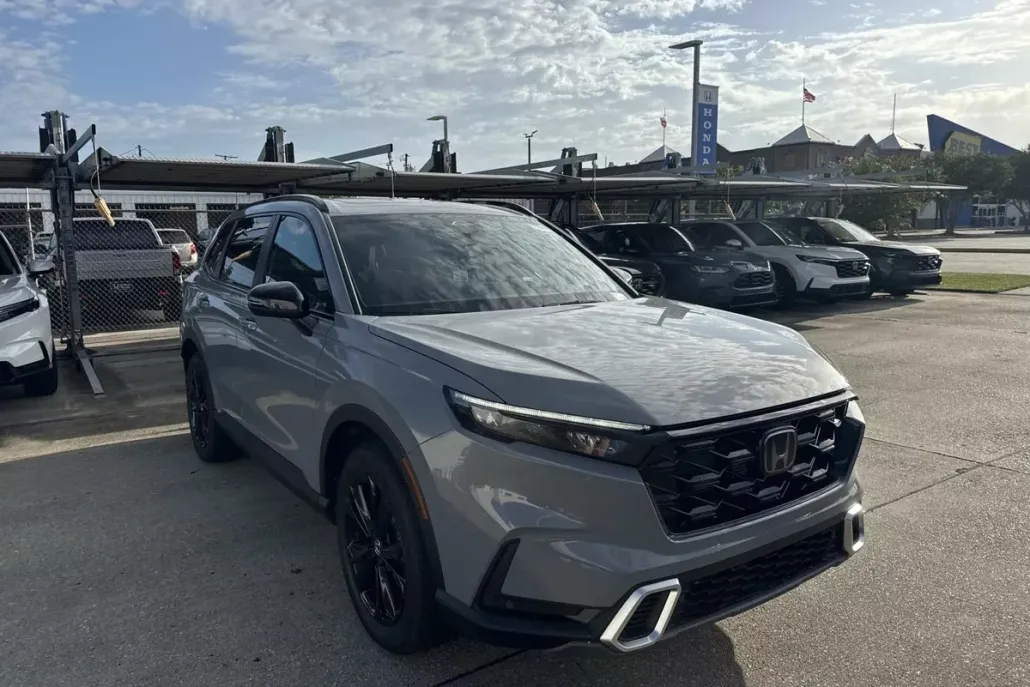 2026 Honda CR-V Hybrid Sport Touring photo 1
