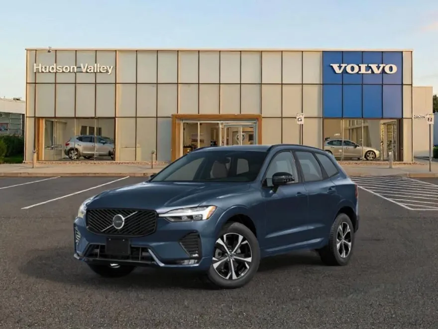 2026 Volvo XC60 B5 Plus photo 1