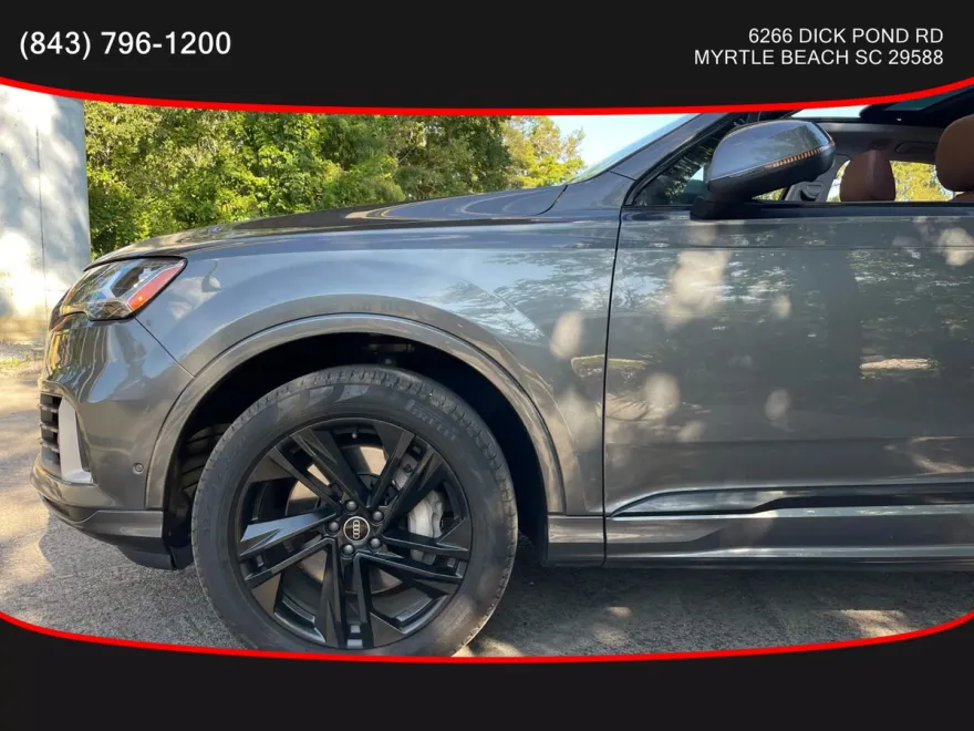 2021 Audi Q7 45 Premium photo 1
