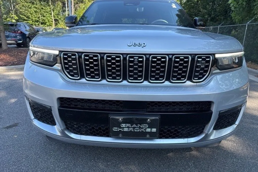 2021 Jeep Grand Cherokee L Summit Reserve photo 1