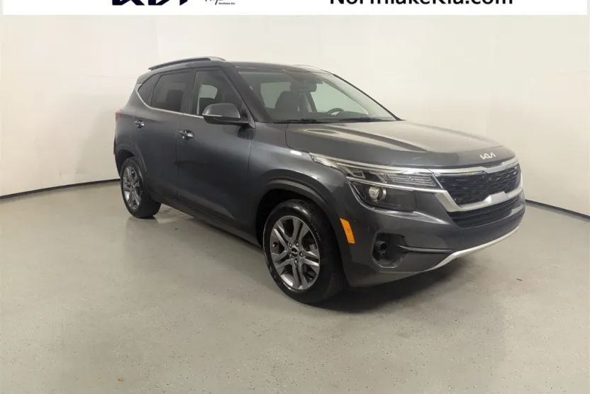 2023 Kia Seltos S photo 1