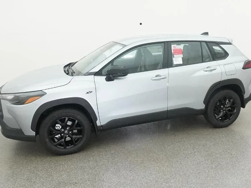 2026 Toyota Corolla Cross L photo 1