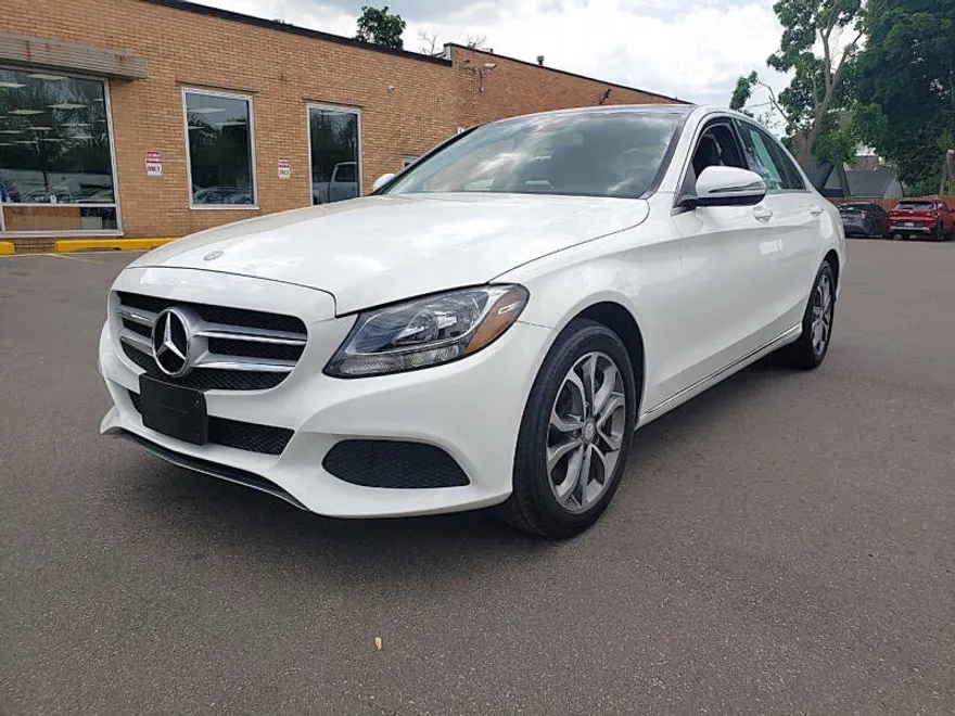 2016 Mercedes Benz C 300 Luxury 4MATIC photo 1