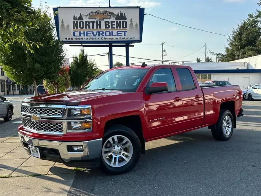2015 Chevrolet Silverado 1500 LT photo 1