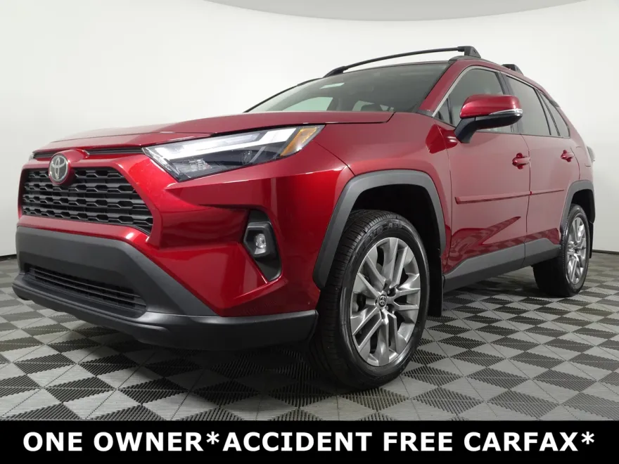 2023 Toyota RAV4 XLE Premium photo 1