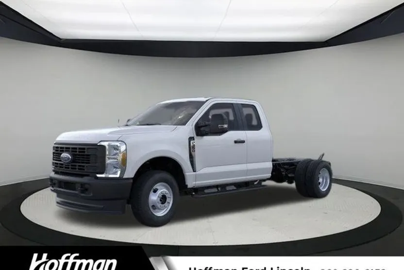 2026 Ford F-350 photo 1