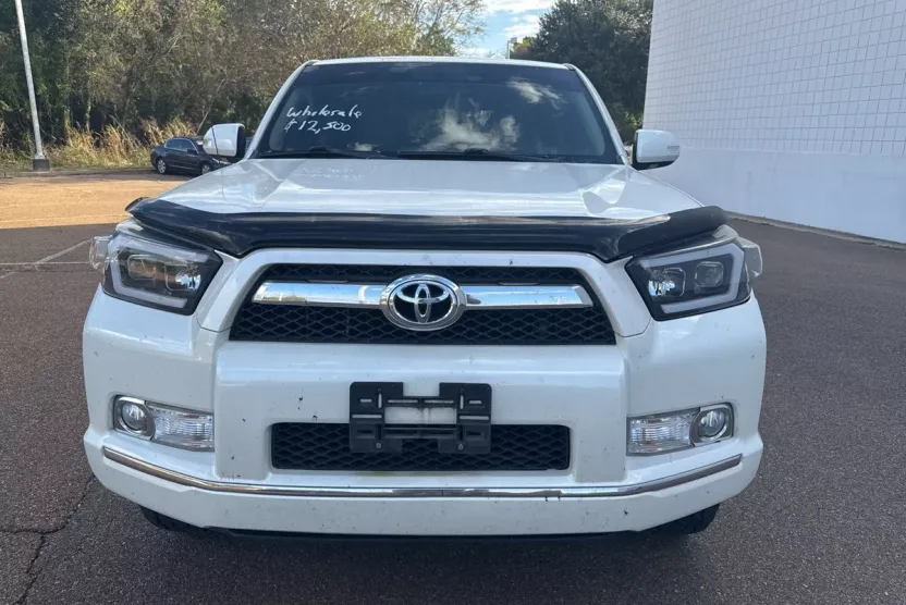 2012 Toyota 4Runner SR5 photo 1