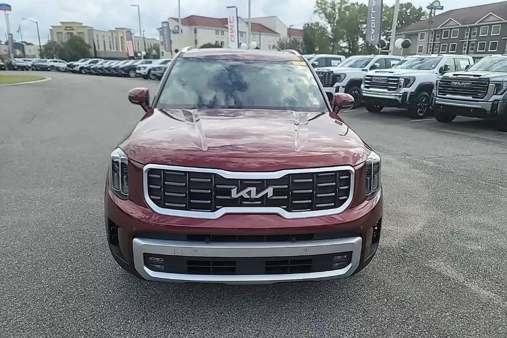 2023 Kia Telluride SX photo 1