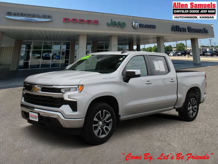 2022 Chevrolet Silverado 1500 LT photo 1