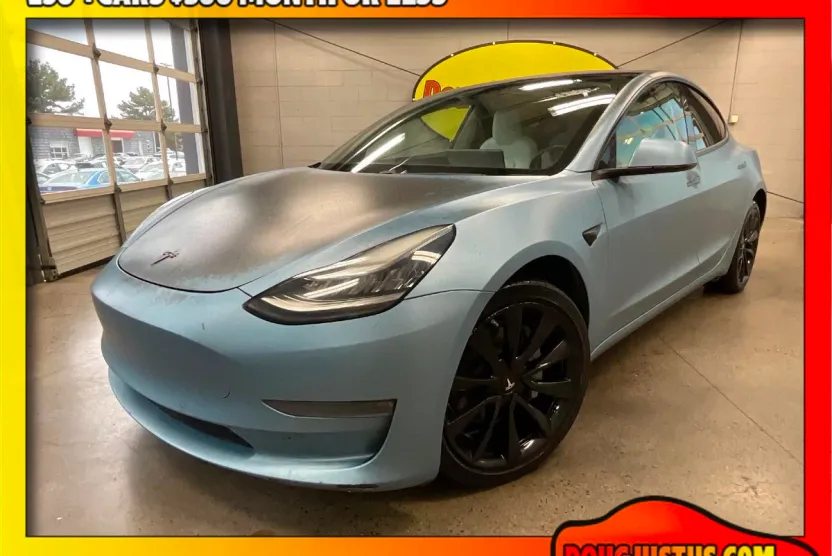 2019 Tesla Model 3 Standard Range photo 1