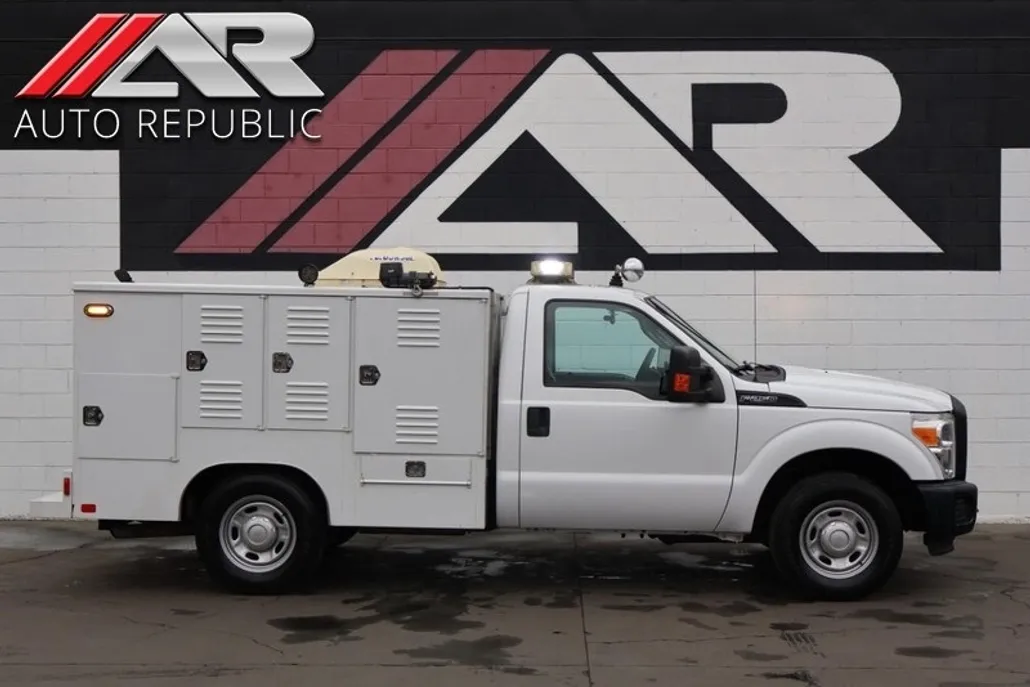 2016 Ford F-250 XL photo 1