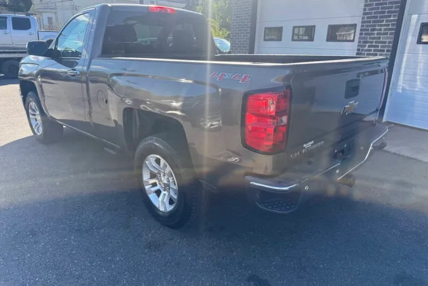 2014 Chevrolet Silverado 1500 LT photo 1