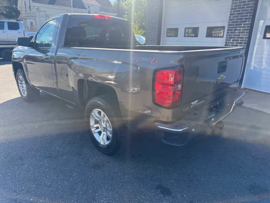 2014 Chevrolet Silverado 1500 LT photo 1