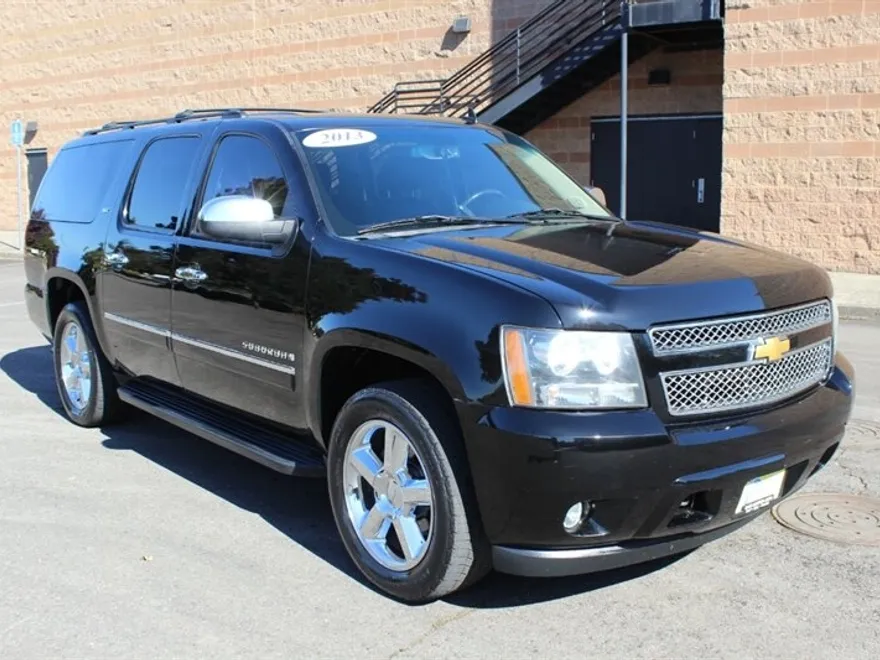 2013 Chevrolet Suburban LTZ photo 1