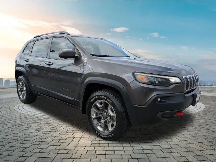 2019 Jeep Cherokee Trailhawk photo 1