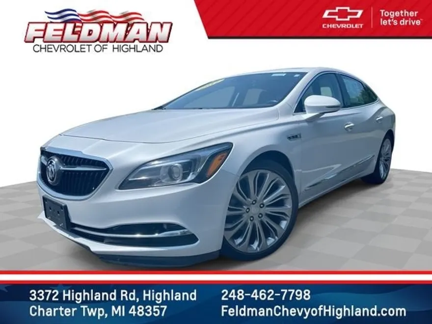 2017 Buick LaCrosse Premium photo 1