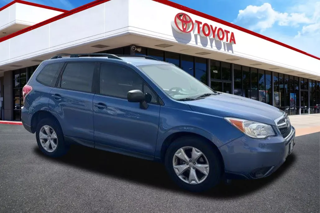 2016 Subaru Forester 2.5i photo 1