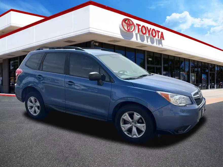 2016 Subaru Forester 2.5i photo 1