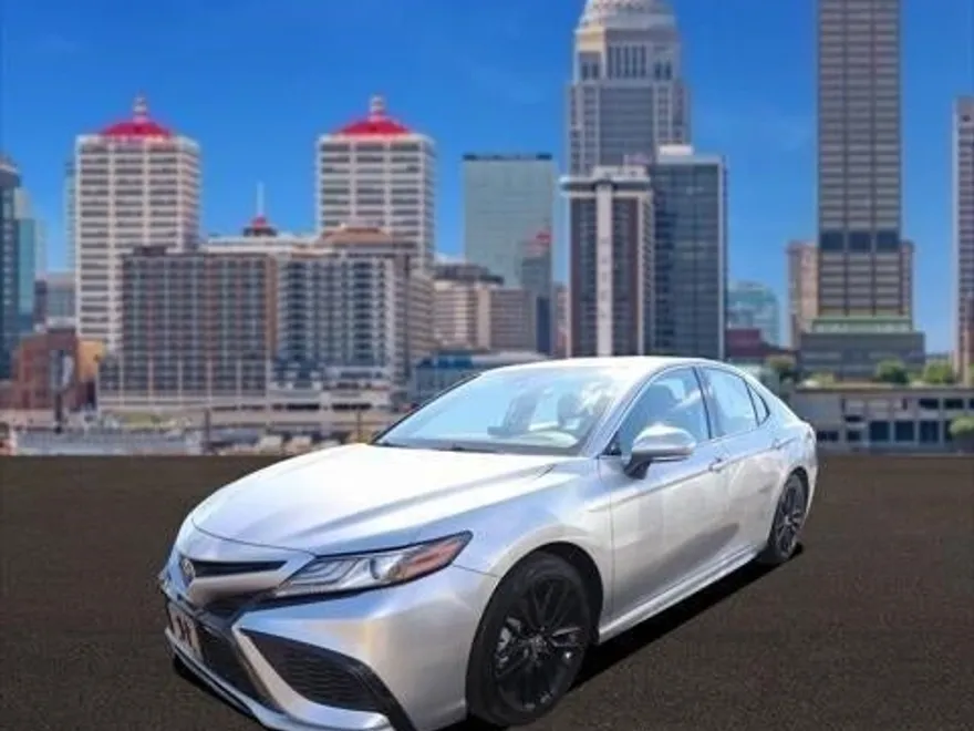 2023 Toyota Camry XSE photo 1