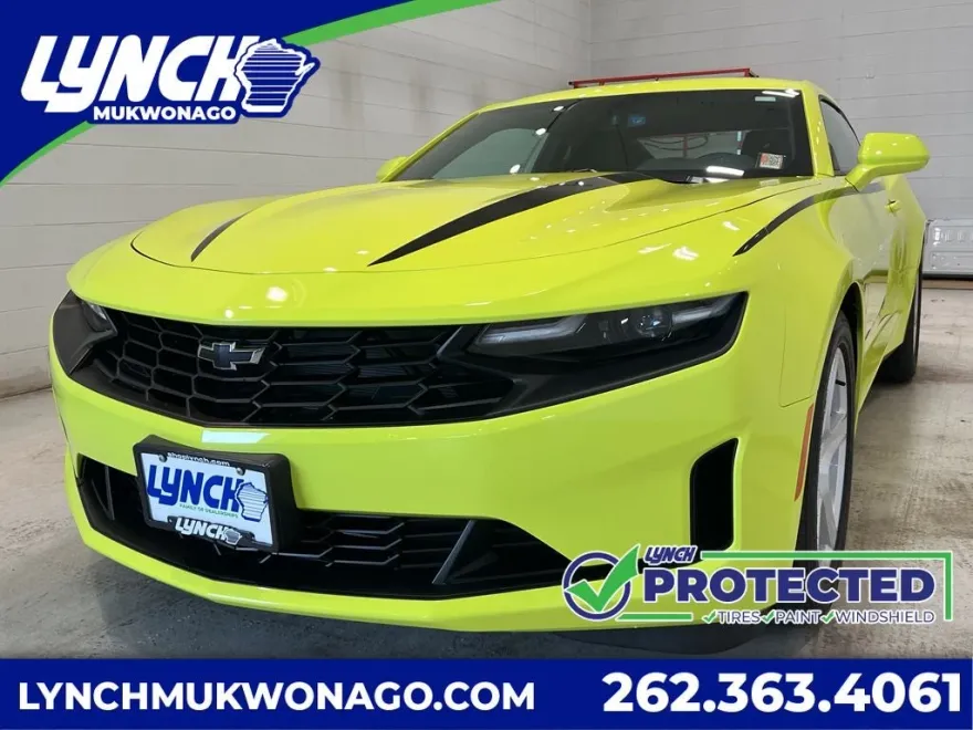 2019 Chevrolet Camaro 1LT photo 1