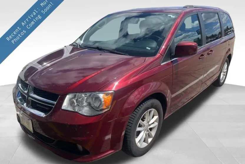 2019 Dodge Grand Caravan SXT photo 1
