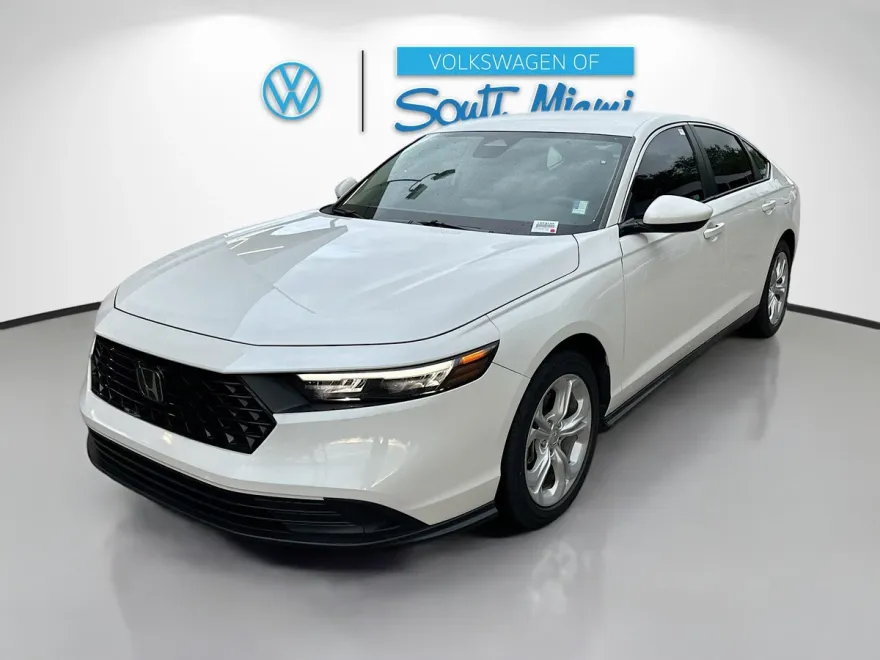 2024 Honda Accord LX photo 1
