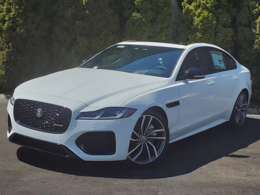 2024 Jaguar XF P300 R-Dynamic SE photo 1