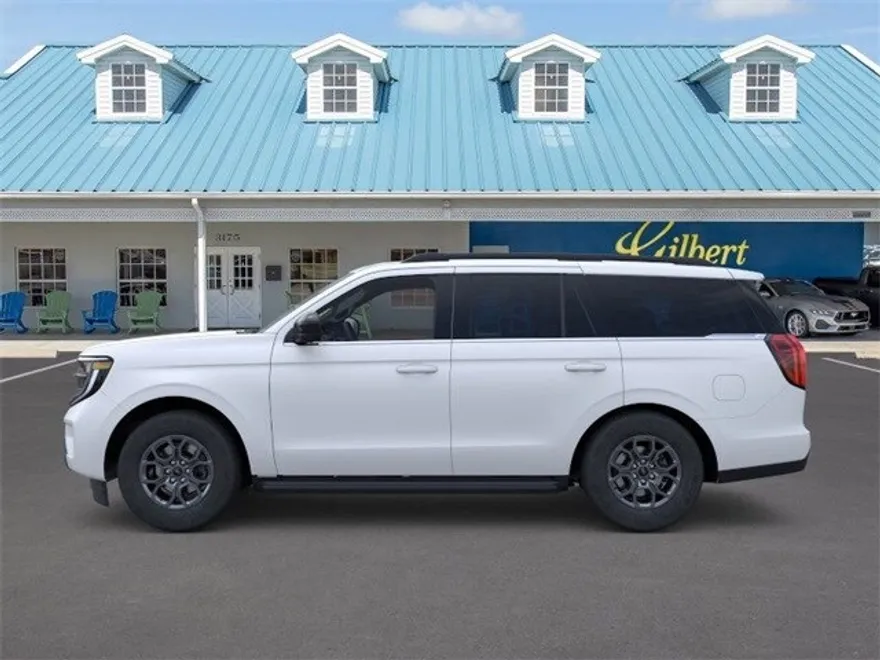 2025 Ford Expedition photo 1