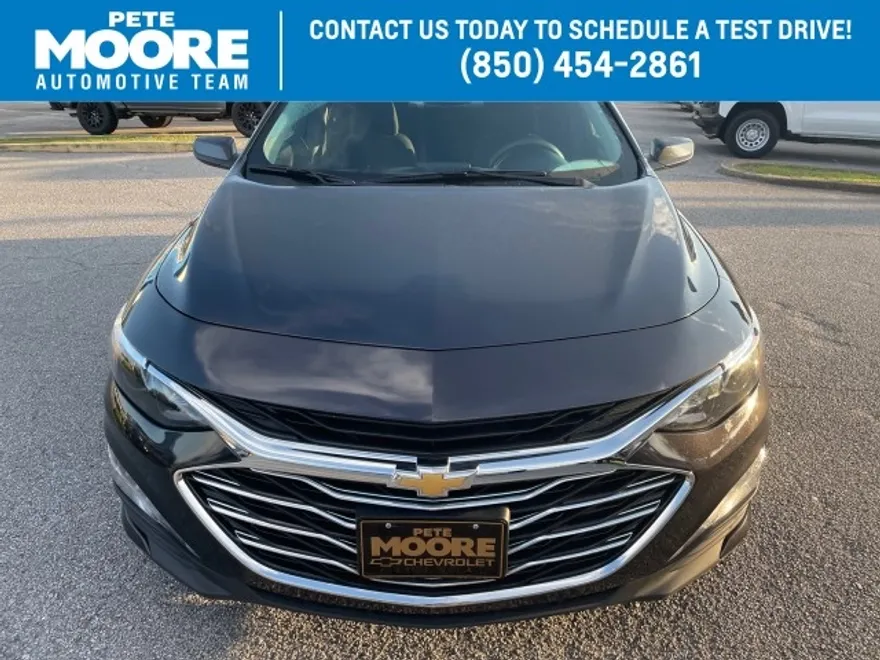 2023 Chevrolet Malibu 1LT photo 1
