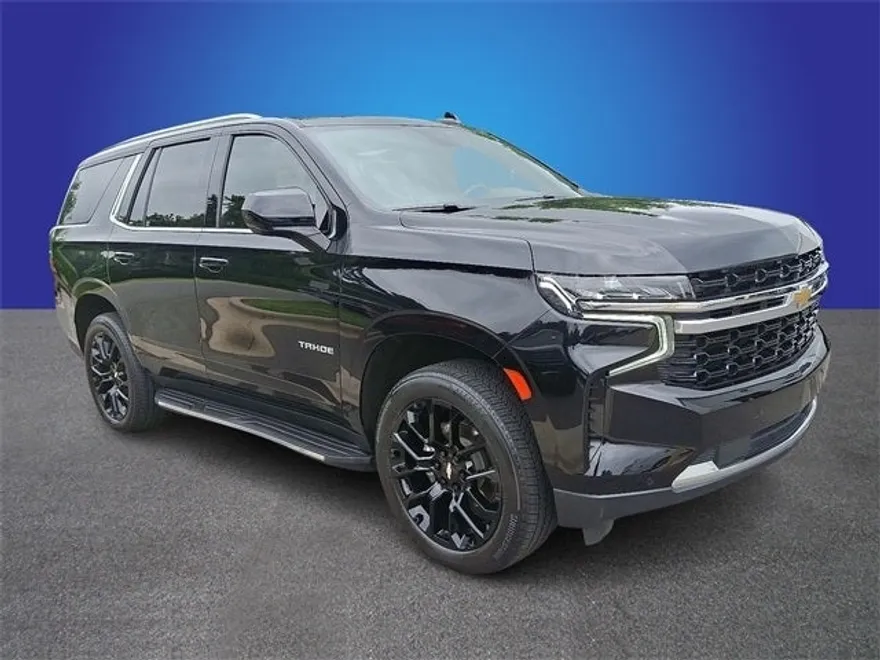 2023 Chevrolet Tahoe LS photo 1