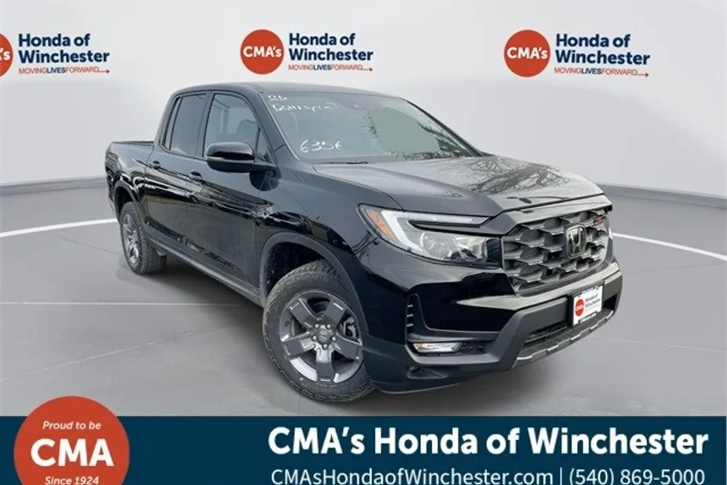 2025 Honda Ridgeline TrailSport photo 1