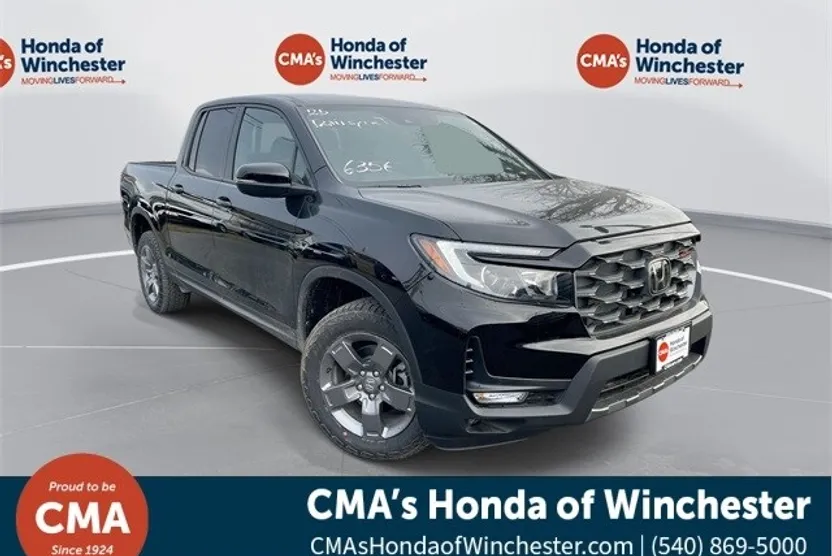 2025 Honda Ridgeline TrailSport photo 1