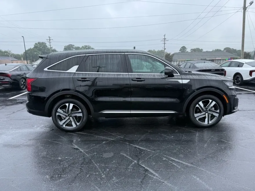 2023 Kia Sorento Hybrid EX photo 1