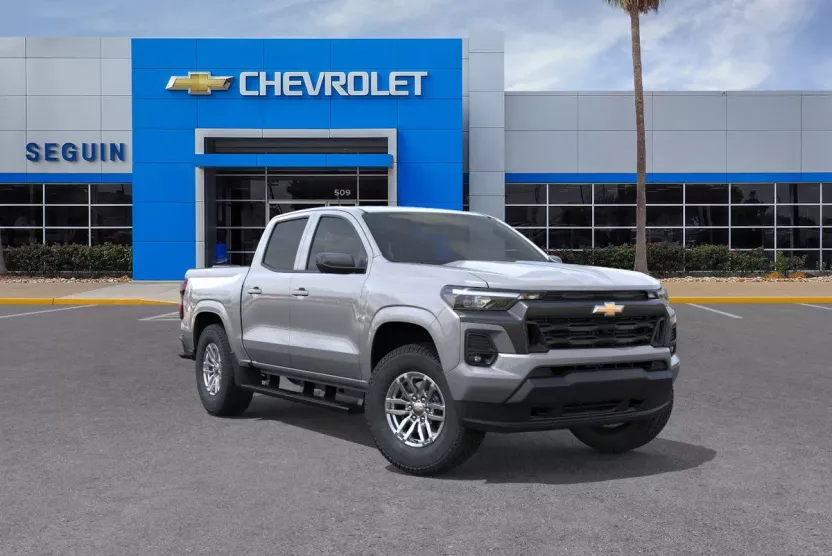 2026 Chevrolet Colorado LT photo 1