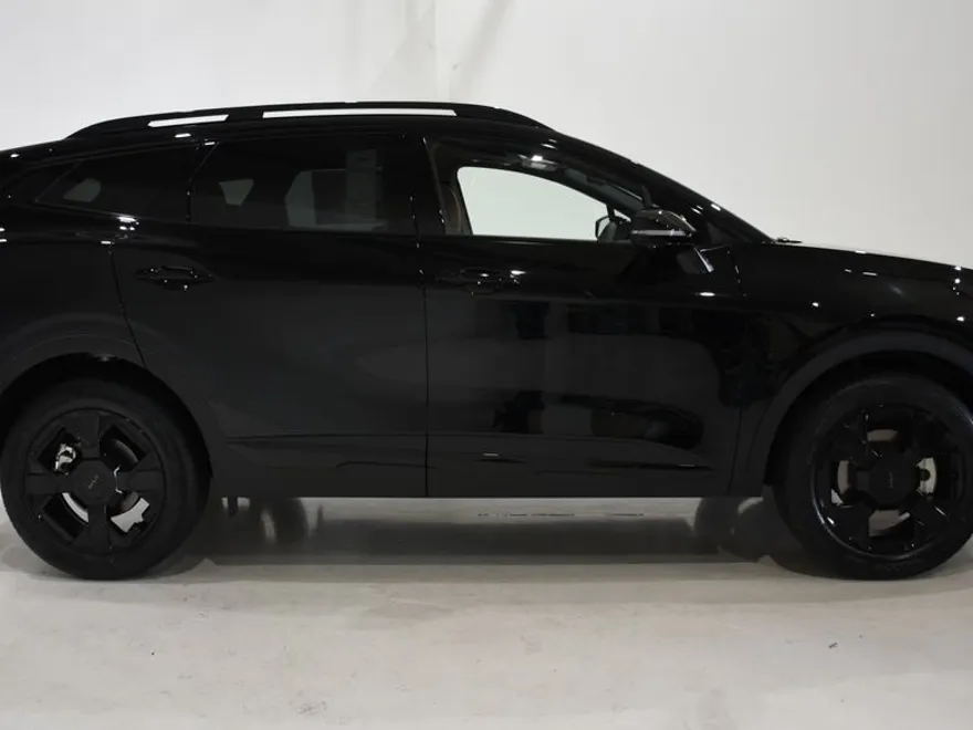 2026 Kia Sportage X-Line photo 1