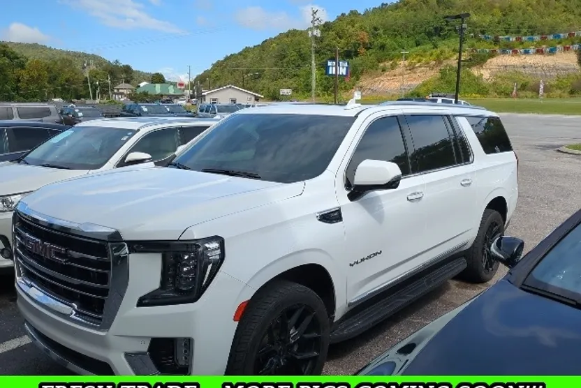 2021 Gmc Yukon XL SLT photo 1