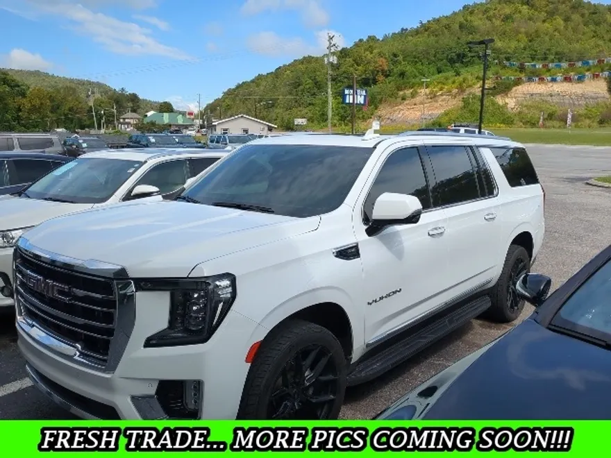 2021 Gmc Yukon XL SLT photo 1