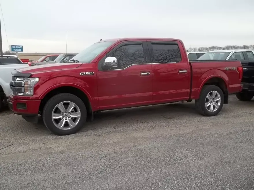 2020 Ford F-150 Platinum photo 1